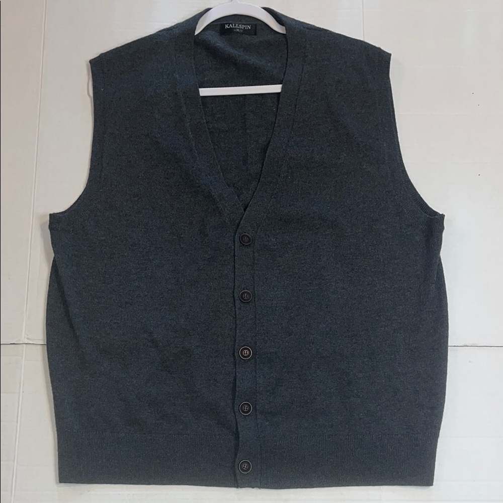 Kallspin-Men's-XL-Charcoal Gray-Cashmere & wool blend, v- neck, Button-Up Vest.